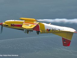 00705N RNLAF PC-7 solo